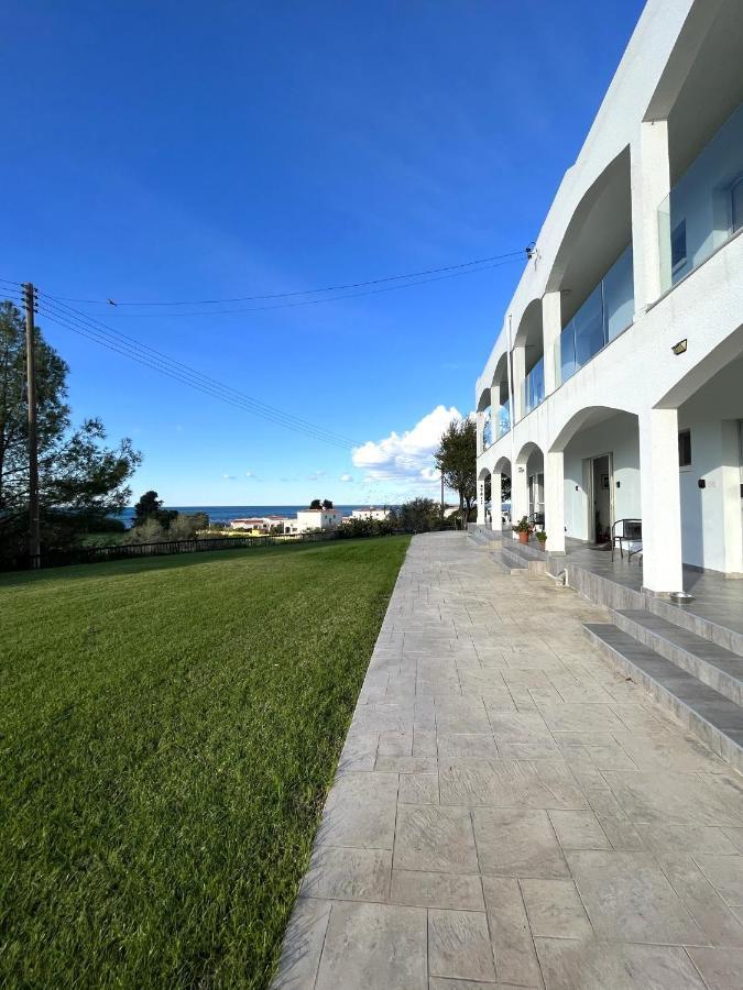 White House Studio With Sea View And Parking Polis Exterior photo